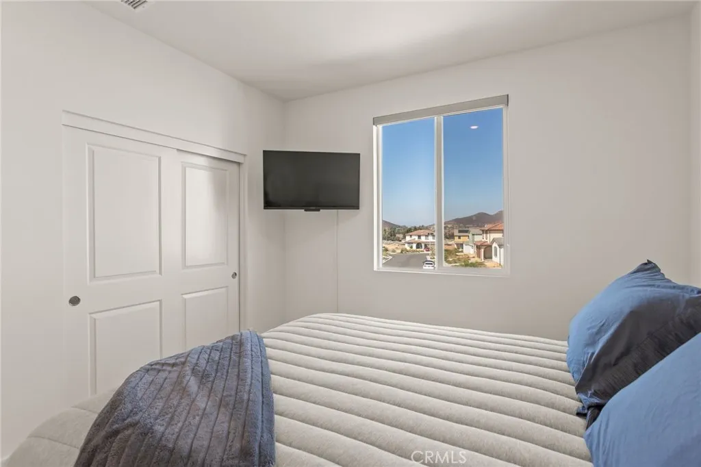 34316 Chartreuse Avenue, French Valley, California 92596 home-pic-34